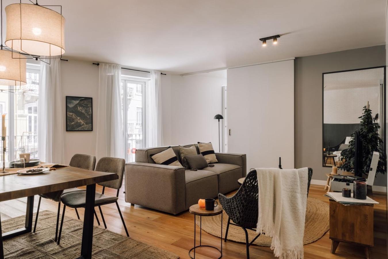 Apartment Espot - 2 Bedrooms In Graca *